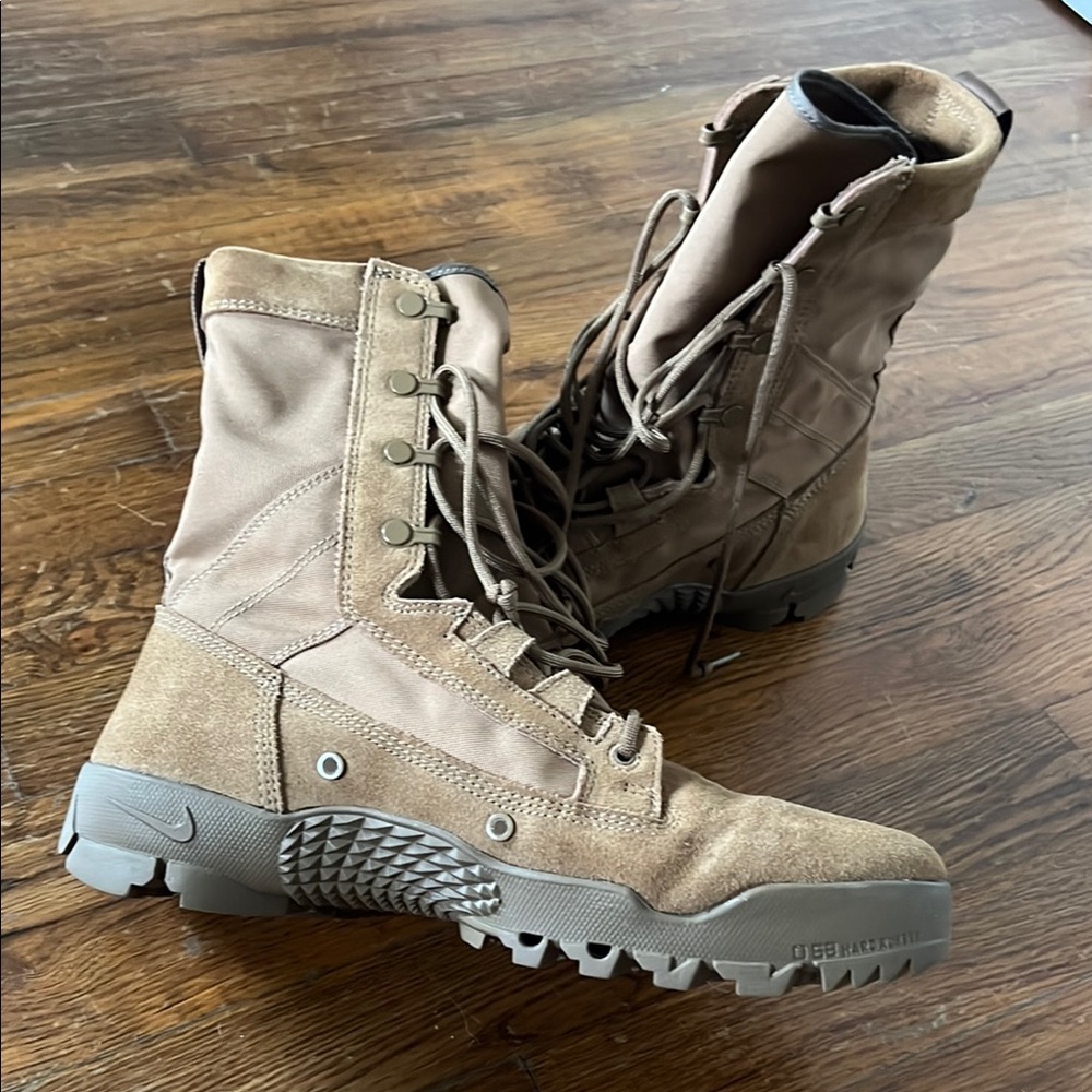 Nike Mens Military Boots - Dark Coyote